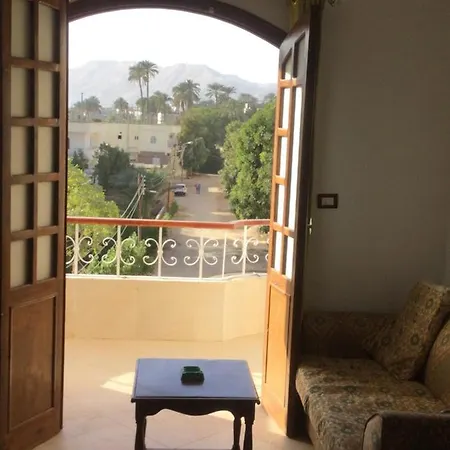 The Brown House Apartment Luxor Exterior photo