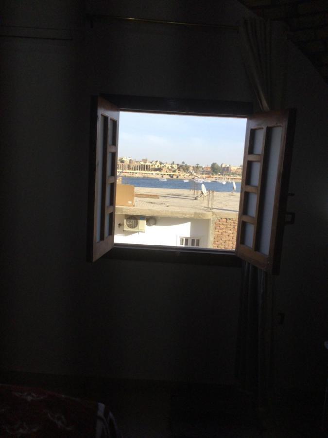 The Brown House Apartment